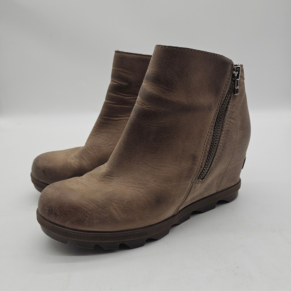 Sorel Womens Wedge Boots Size 8.5 Taupe Joan Of Arctic Waterproof Zipper